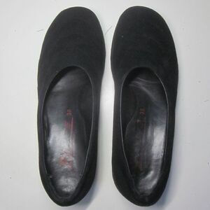 Zante Womens Size 7.5 / 38 EU Flats Black Suede Made in Italy Non-Slip Sole